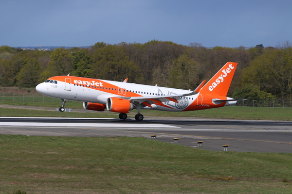 Airbus A320neo easyJet 