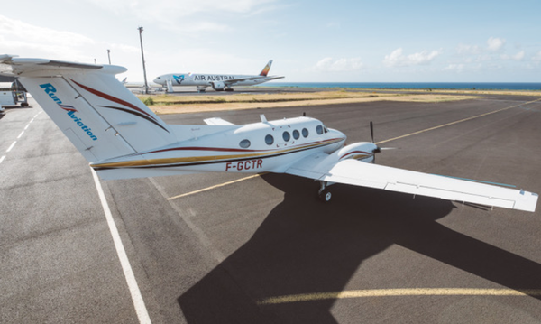 Beechcraft King Air F90 Runaviation, 