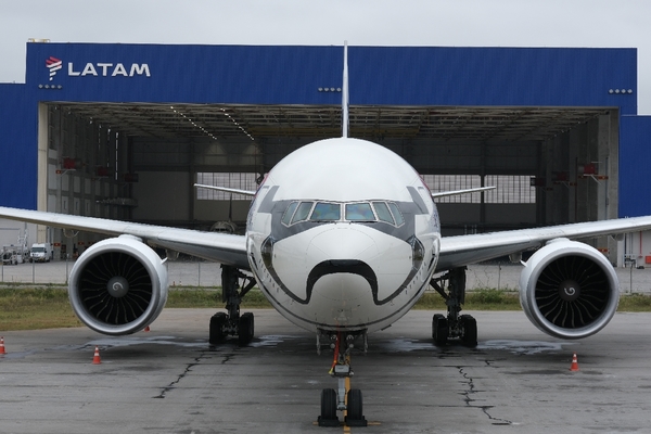 Boeing 777 Latam Airlines Stormtrooper