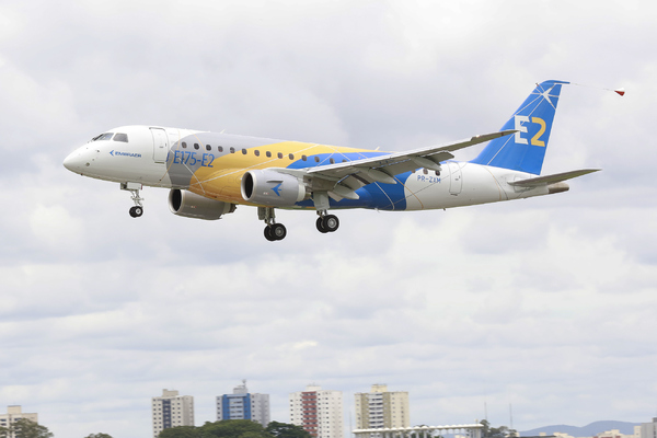 Embraer E175-E2