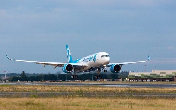 Airbus A350-900 French bee