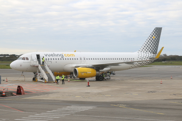 vol vueling VY6296 Paris-Brest