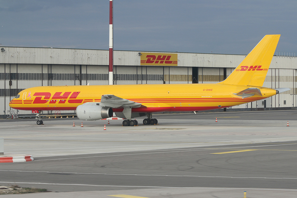 Boeing 757-200 DHL Air