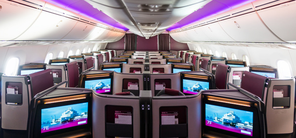 Suite Adient Ascent Business Class Boeing 787-9 Qatar Airways
