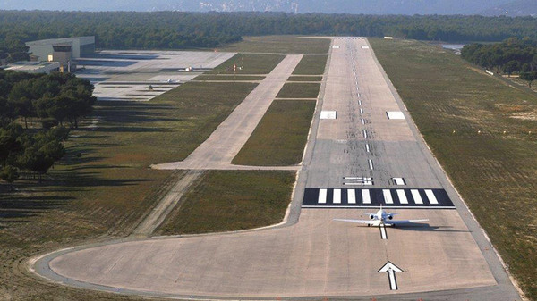 Aéroport du Castellet 