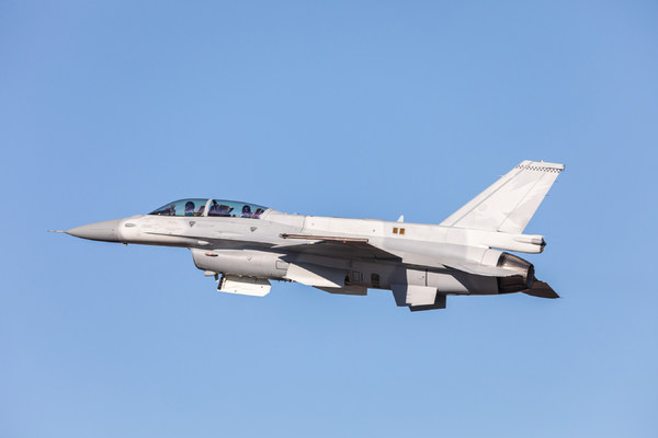 Premier vol du F-16 Block 70