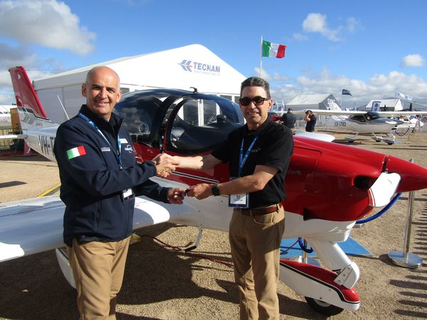 Avia Aviation reçoit son premier P-Mentor de Tecnam