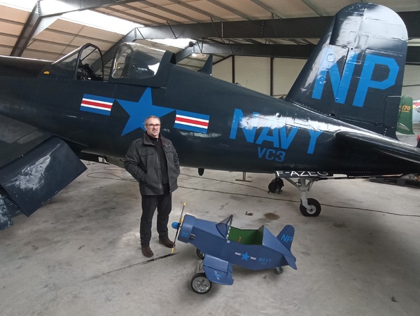 Vought F4U Corsair à pédales au musée Salis de Cerny - La Ferté-Alais 