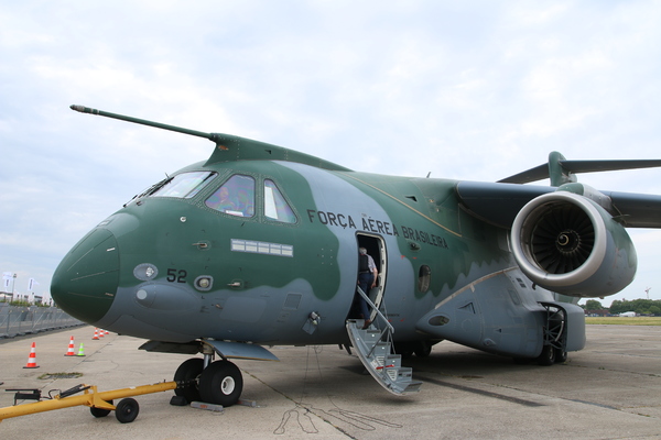 kc-390