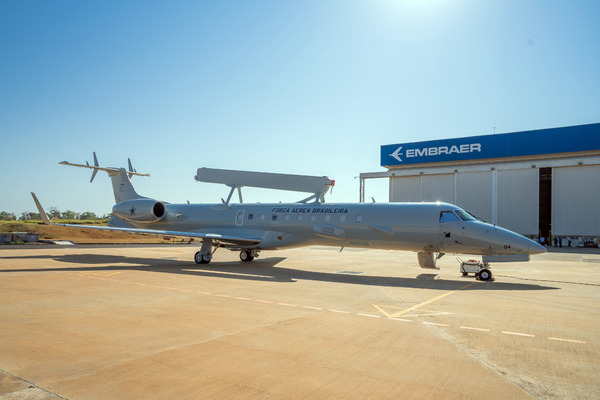 Embraer entrega un quinto E-99 modernizado a la Fuerza Aérea Brasileña – Aviation News