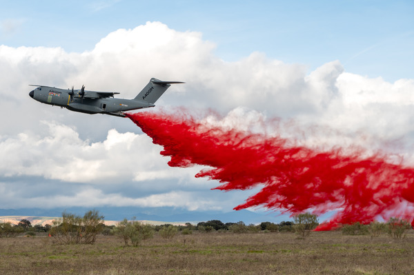 Airbus améliore le kit prototype de l'A400M pour le largage d'eau 