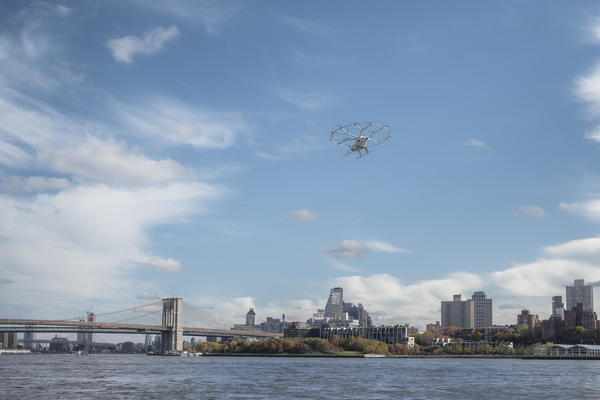 Volocopter effectue son premier vol à New York Volocopter effectue son premier vol à New York