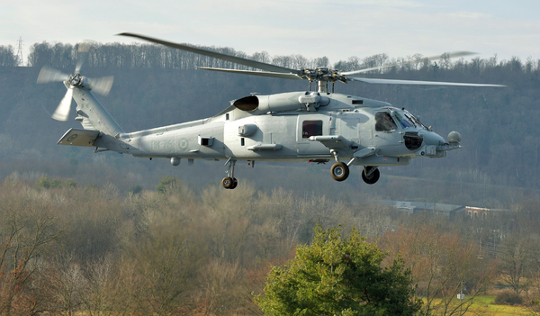Sikorsky achève les essais en vol de trois hélicoptères MH-60R de la marine grecque