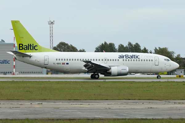 Boeing 737-300 airBaltic