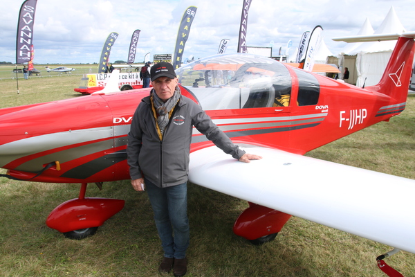 Hervé Ribet et son Dova DV-1 Skylark F-JJHP