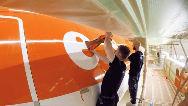 easyJet expérimente une nouvelle peinture pour ses avions