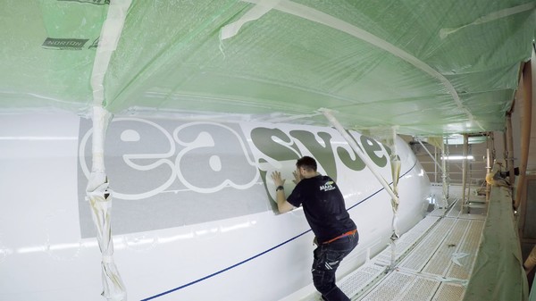 easyJet expérimente une nouvelle peinture pour ses avions