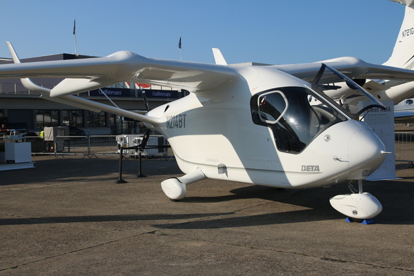 Beta Technologies Alia CX300