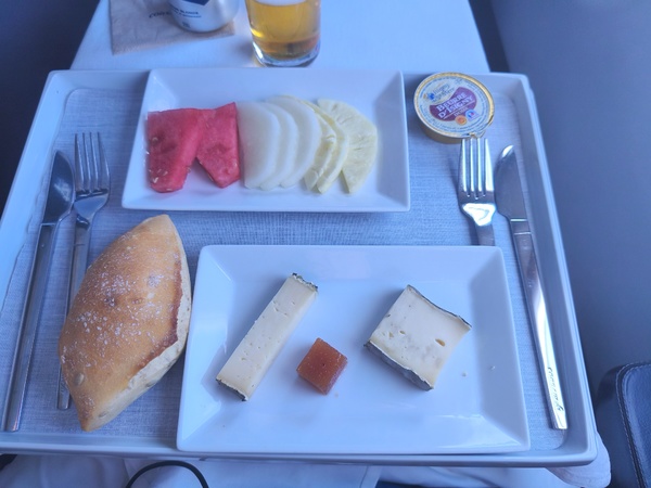 A la découverte de l'Airbus A330neo Corsair / Business Class / Repas / A la découverte de l'Airbus A330neo Corsair / Business Class / Repas /