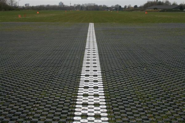 DANREC présente son système de stabilisation du sol Terra-Grid E35 au Mondial de l’ULM