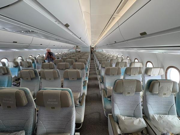 Emirates inaugure son Airbus A350 sur la ligne Lyon-Dubaï Emirates inaugure son Airbus A350 sur la ligne Lyon-Dubaï