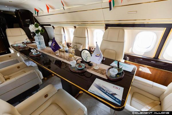 Dubai AirShow 2025 : Comac présente son C909 Business Jet (photos) Dubai AirShow 2025 : Comac présente son C909 Business Jet (photos)