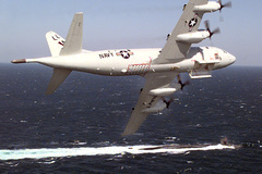 P-3 Orion soute à armements ouverte