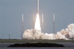 Lancement d'une fusée Atlas V avec à son bord le Mars Science Laboratory (MSL)