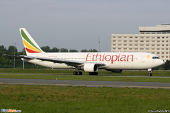 Boeing 767 Ethiopian Airlines ET-AMF