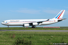 Airbus A340-200 République Française