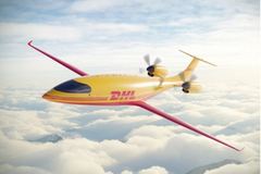 Avion électrique Alice d'Eviation aux couleurs DHL Express