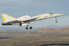 Le démonstrateur XB-1 prend son envol pour la première fois