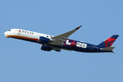 Airbus A350 Delta Air Lines avec une livrée "LA 28"