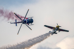 Les Flying Bulls feront le show dans les airs au Red Bull Motormania