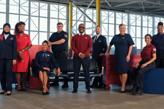 Delta dévoile ses nouveaux uniformes « Distinctly Delta »