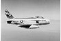 North American FJ-4B Fury de la VA-126 avec réservoirs largables de ravitaillement, 1955