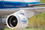 Moteur PW1100G-JM sous l'aile du banc d'essai volant Boeing 747SP de Pratt & Whitney Moteur PW1100G-JM sous l'aile du banc d'essai volant Boeing 747SP de Pratt & Whitney