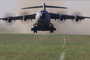 Airbus A400M piste en herbe