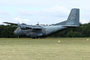 Atterrissage d'un Transall C-160 Armée de l'Air Française à l'aérodrome de La Ferté-Alais