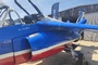 Alpha Jet aux couleurs de la Patrouille de France à l'aérodrome de Cerny - La Ferté-Alais