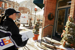 FedEx Readies for the Holiday Season